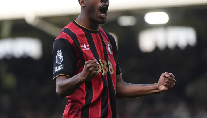 Chelsea vit pour regretter l'échec du transfert de 24,7 millions de livres sterling alors que la star de Bournemouth établit un nouveau record en Premier League