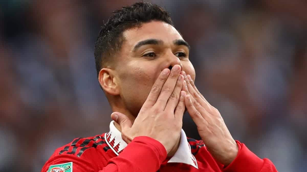 Les équipes confirmées alors que Casemiro débute le dernier match d'Old Trafford