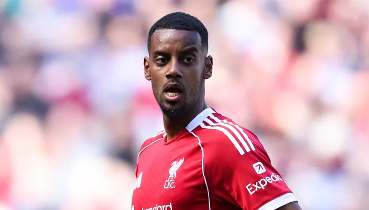 Pourquoi Alexander Isak est absent pour Aston Villa contre Liverpool alors qu'Arne Slot explique une nouvelle blessure