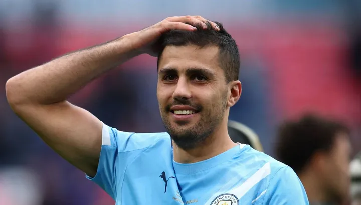 Dernier transfert de Man City: Rodri fixe un calendrier pour la décision sur l'avenir au milieu des liens avec le Real Madrid