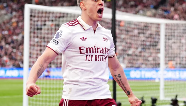 Nouvelles du transfert d'Arsenal : Leandro Trossard « n'a pas peur » alors qu'il donne des prédictions sur l'avenir avec les champions de Premier League