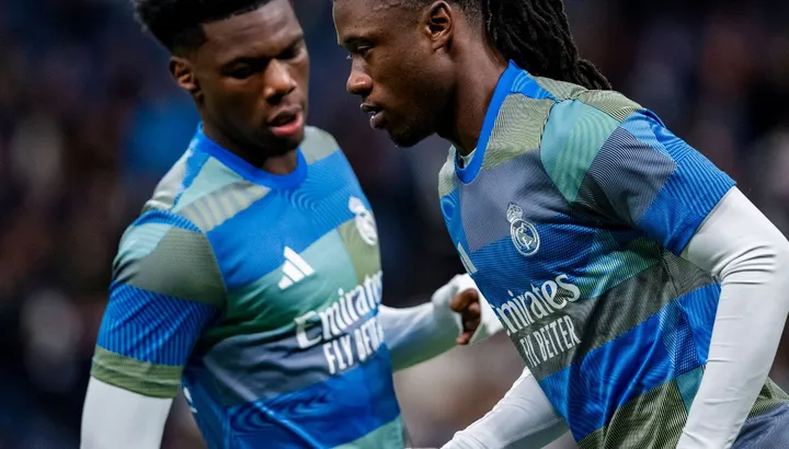 Nouvelles du transfert de Man Utd: les Red Devils ont reçu un coup de pouce alors que le Real Madrid « pourrait envisager » de vendre le milieu de terrain de 26 ans