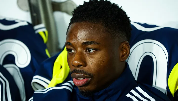 Nouvelles du transfert des Wolves : l'ancienne star de Sheffield Wednesday est « intéressante » en Premier League et en championnat