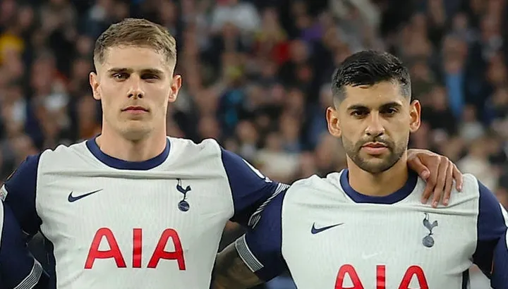 Tottenham prévoit des « pourparlers formels » avec le défenseur sur un nouveau contrat à long terme