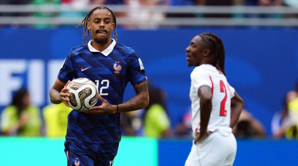 Bradley Barcola de France et PSG