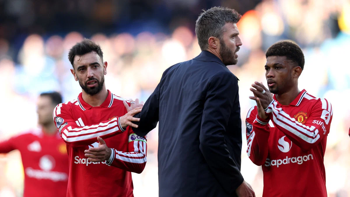 Picture of Michael Carrick and Bruno Fernandes