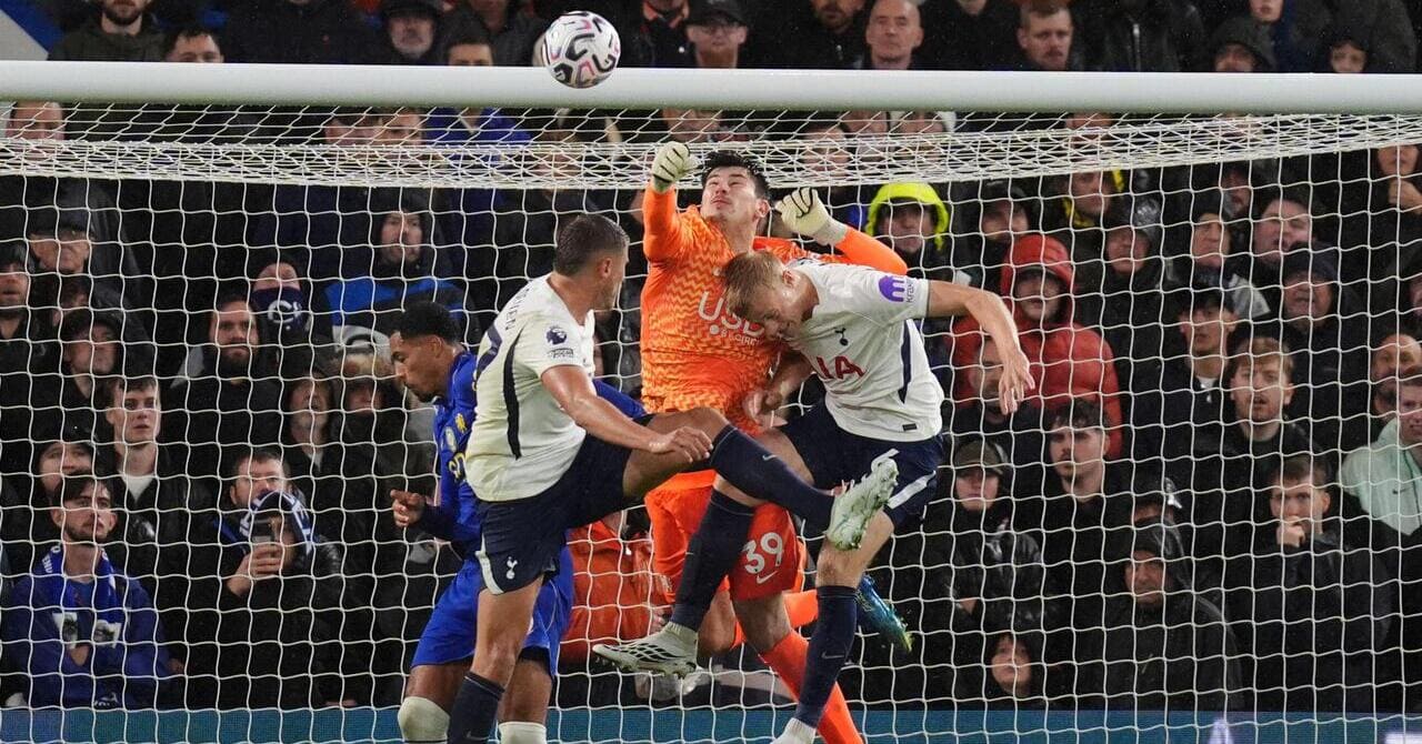Chelsea 0-2 Tottenham: Palmer expulsé alors que les Spurs remportent une rare victoire à Stamford Bridge